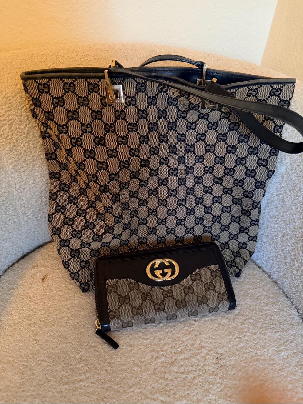AUTHENTIC Gucci GG Canvas Tote and  Wallet